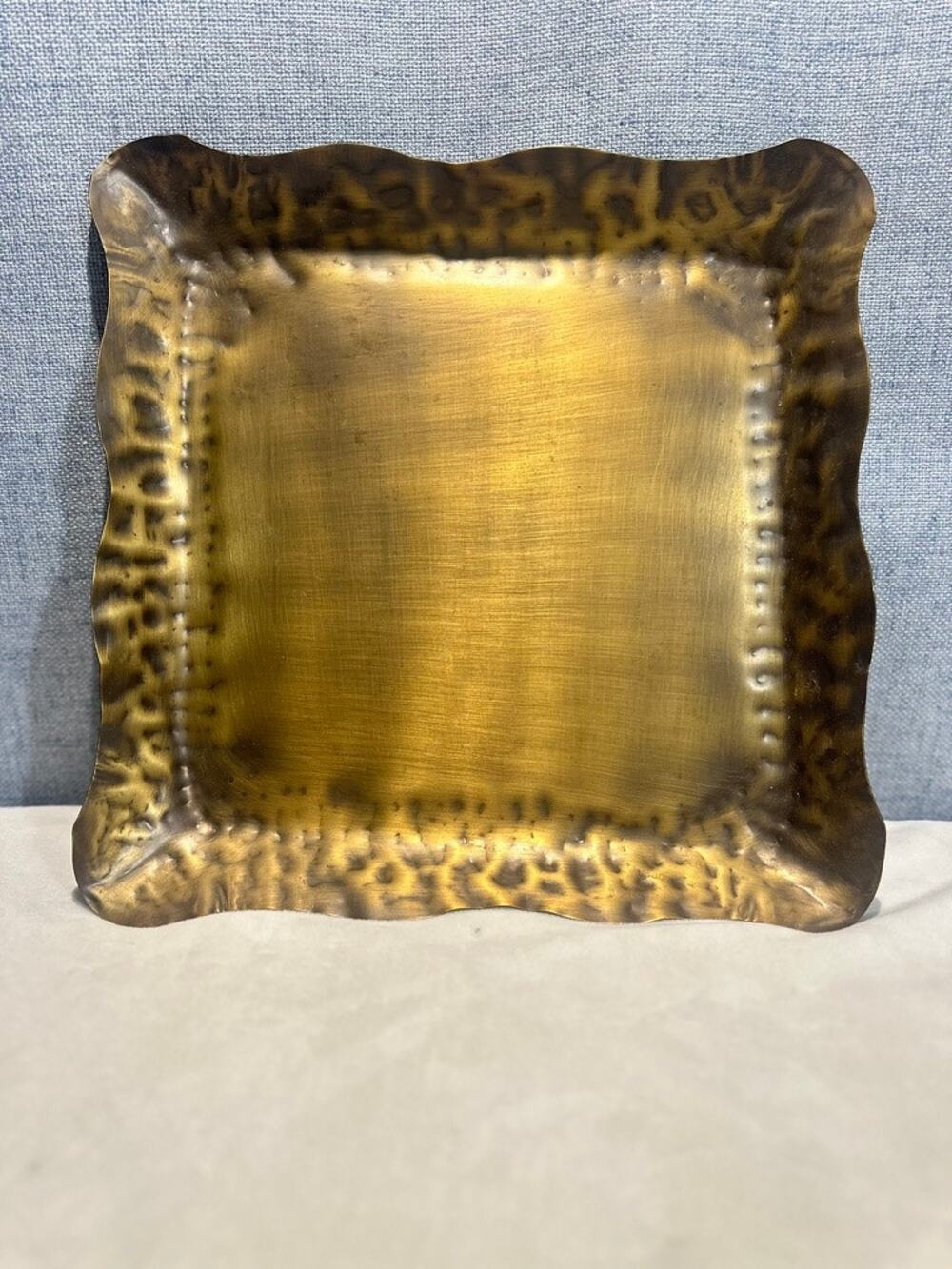 Hammered Brass Square Tray Scalloped Ruffled Edge Decorative Catchal! 12X12